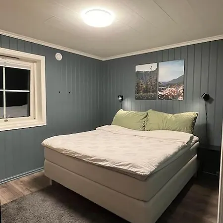 Holiday home Hus M/anneks I Rolig Byggefelt *
